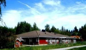 Förskolan Trollsländan Trollsländan är en fristående förskola som tillhör M3P Förskolor AB. Förskolan ligger i ett lugnt villaområde i Trollbäcken. Vi har en stor härlig gård och närhet till skogen.