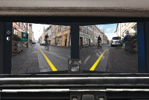 Display: /Sideview Display: Park Distance Control Lane Change Warning kontrollerar vid ett körfältsbyte, då föraren använder blinkern, om det finns någon bil i