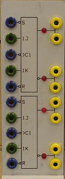 JK-vippa Modulen innehåller två JK-vippor med asynkron SET, RESET-funktion. S SET S = 0 Vippan ettställs. Q=1. Asynkront R RESET R=0 Vippan nollställs. Q=0.