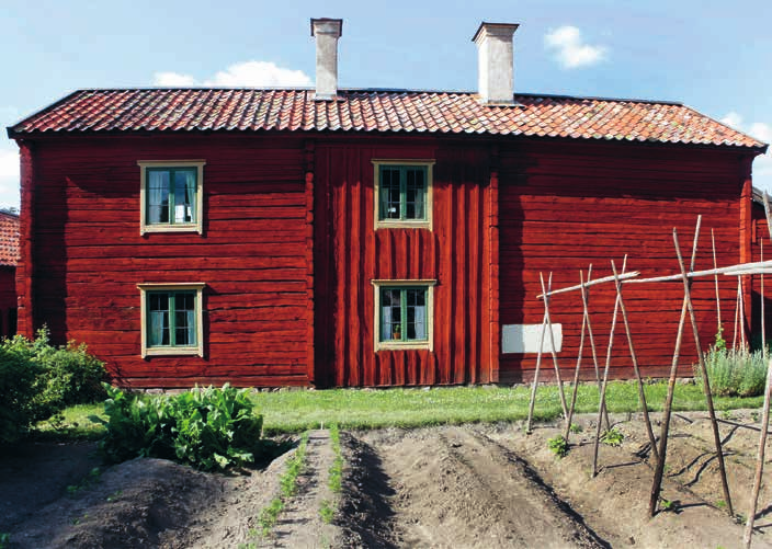 kurser, konferenser, föreläsningar, rådgivning, konsultation och publiceringsverksamhet, sprider museet kunskap om länets kulturhistoriska utveckling.