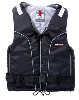 product NEWS BALTIC LIFEJACKETS 2010 ALLROUNDFLYTVÄST All purpose buoyancy aids FEM ÅRS GARANTI FIVE YEARS GUARANTEE Baltic Super Soft Super Soft är en helt nydesignad väst som tack vare det extra