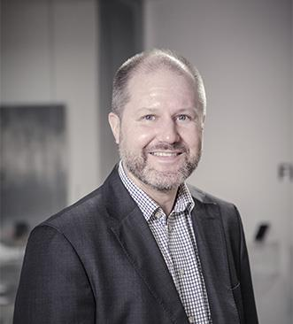 VD-kommentar Rekordmånga smartphonelanseringar medför stark tillväxt och lönsamhet Jag är mycket glad över att min sista rapport som vd för Fingerprint Cards också är bolagets starkaste rapport