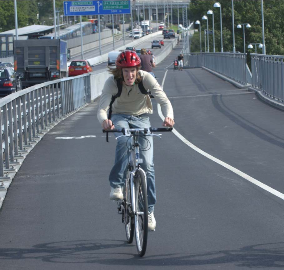 Insatser Infrastruktur En klassificering av cykelvägnätet har tagits fram. Standardnivåer för de klassificerade stråken redovisas.