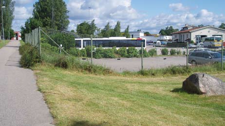 Inledning Stationsområdet sett från Järnvägsgatan Som entré är stationsområdet långtifrån smickrande eller en bra representant för vad Gislaved vill stå för.