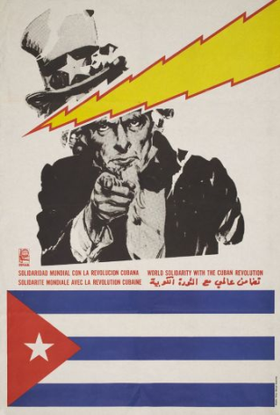 Castro återvände till Kuba 1956 tillsammans med 81 beväpnade revolutionärer. 12 klarade sig och flydde upp i bergen där de började organisera en väpnad kamp mot Batistas regim.