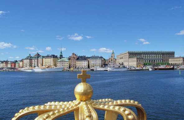 ÅTERHÄMTNINGEN FORTSÄTTER Det börjar att se bättre ut för de nordiska länderna, motvinden börjar att avta och ekonomierna börjar att se lite ljusare ut.