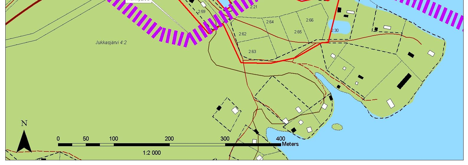 För att säkerställa detta föreslås med denna plan att ett naturområde läggs in vid stranden och på del av fastigheten Laxforsen 2:59.