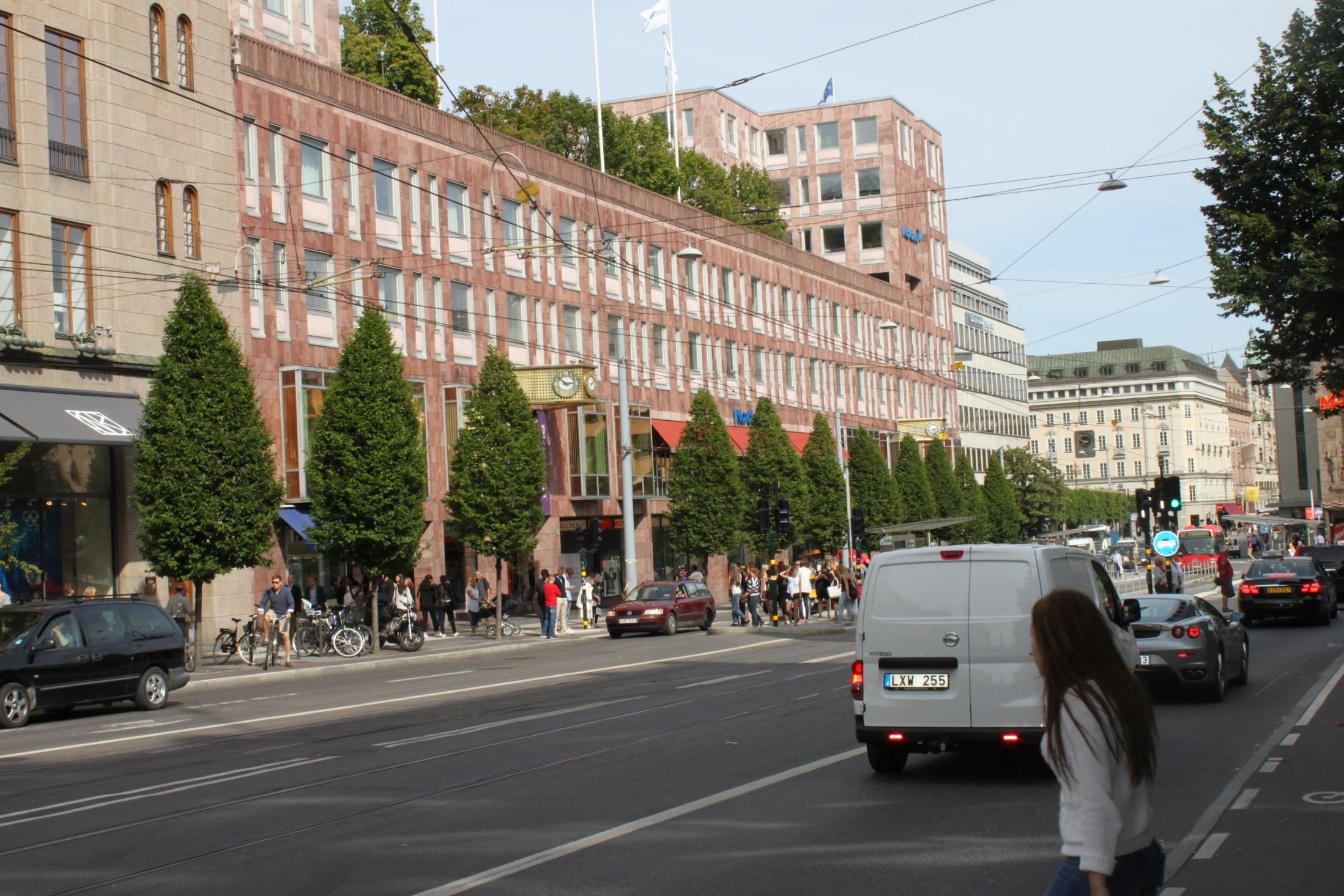 Hamngatan mittemot