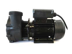 Fabrikat: Swebad LP200 Artikelnumer: 124769 Volt: 220-240V / 50hz Ampere: 7A RPM: 2900 Kondensator: 30 μf Max flöde: 530