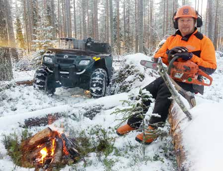 Vi kommer att ha stängt 23, 27-30 december. I övrigt har vi öppet som vanligt under alla vardagar: Måndag, tisdag, torsdag och fredag 8.30-12.30, 14.00-17.00 Onsdagar 17.00-20.