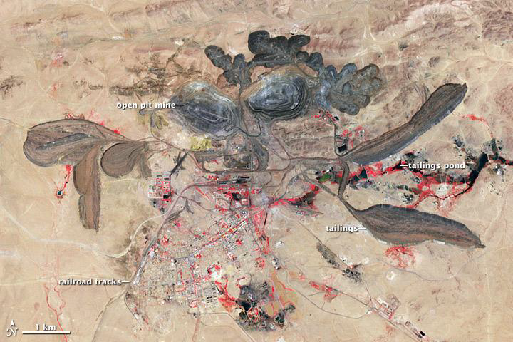 Lokal påverkan Bayan Obo-gruvan, Kina Järn-REE-Nb-fluorit formation som står för ~45% av