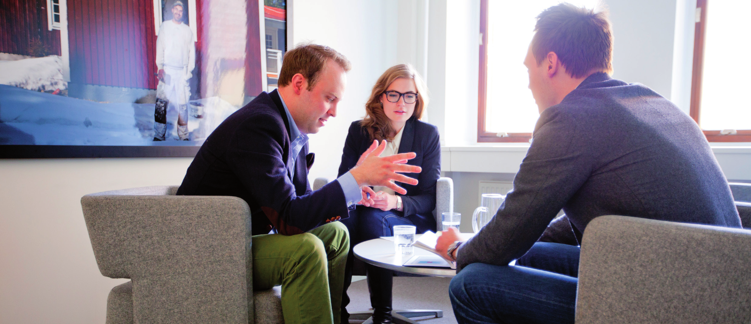 JURIDIK OCH ROMANTIK Föreläsare: Jurist från Företagarna Hur påverkas ditt företag om du avlider? Vem ärver dig? Vad händer vid en eventuell skilsmässa eller om din livspartner avlider?