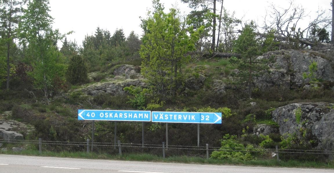3 Livsmiljöer och viltrörelser i aktuellt område Området består av olikåldrig skogsmark omväxlande med små arealer av öppen jordbruksmark.