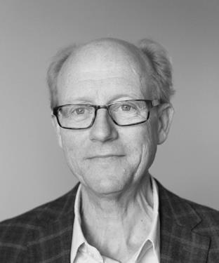 Henrik har haft mångårig erfarenhet inom private equity och har arbetat vid Axcel Management AB under åren 2008-2013 och vid Triton Advisers (Sweden) AB under åren 2002-2007.