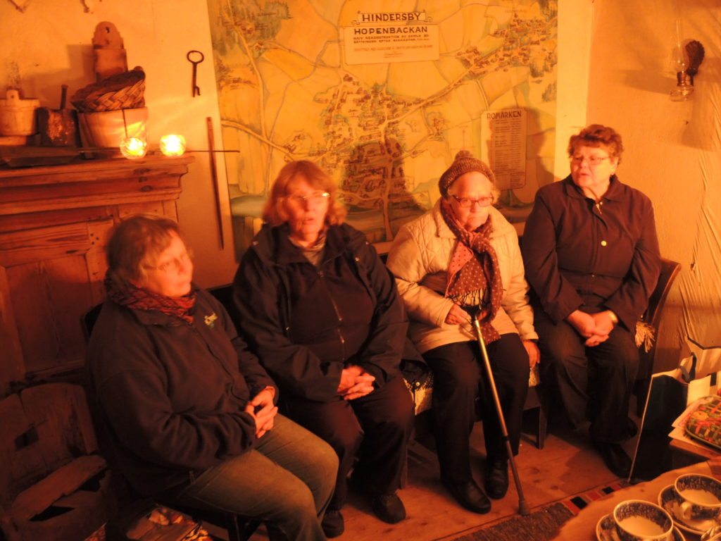 Torpkaffe 2016 Traditionsenligt hölls höstkaffe i Hurtigs torp den 10 oktober 2016.