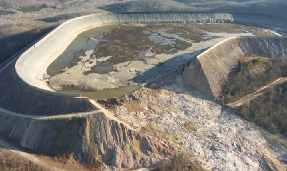 Vid Taum Sauk Dam samverkade flera faktorer och om följande punkter hade följts hade dammbrottet aldrig inträffat: om ett utskov hade byggts om
