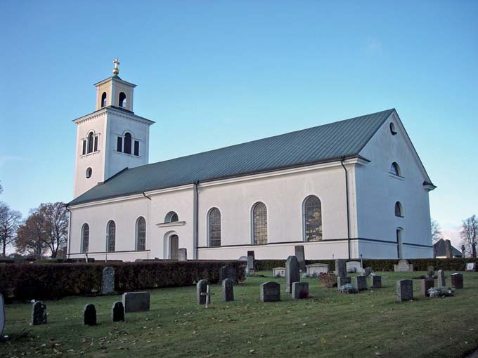Bakgrund Basfakta om objektet Beskrivning och historik Klockrike och Brunneby församlingar uppförde 1826 en gemensam kyrka på en ny kyrkplats ca en kilometer norr om Klockrike medeltida