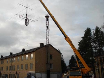 (Forts. från sidan 1) ten. Våromgången vanns av Sundsvalls Radioamatörer och nu kämpade vi för att vinna höstomgången.