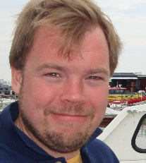 2 Slagsidan Ordföranden har ordet Nu är torsdagsseglingarna igång och det är aktivitet på bryggorna. Det gör mig glad! Det kändes som ÄNTLIGEN är båtarna i vattnet och kan få segla.