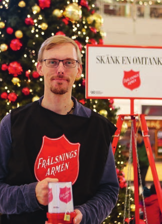 Julgrytan 2015 Innehåll FOTO: KARIN BONDESON År 2015 är premiären för julgrytan lördag den 28 november. Sedan tar vi ut våra julgrytor så ofta vi kan fram t.o.m. den 24 december.