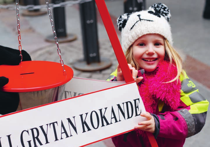 Barnens julgryta -från barn till barn Barn som ger en gåva i julgrytan tillsammans med sina föräldrar har alltid varit en självklar del av vår insamling.