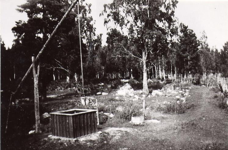 År 1942 säljs Skvalbäcken och Anders och Matilda flyttar till Trollefjäll. De nya ägarna rev stugan och sålde den för att bli fritidshus i Karlskrona skärgård.