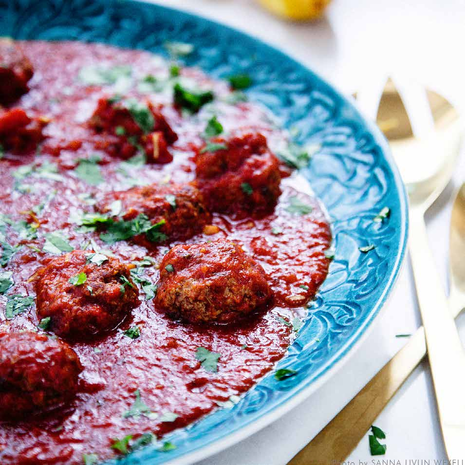 MAROCKANSKA KÖTTBULLAR i kryddig tomatsås port.