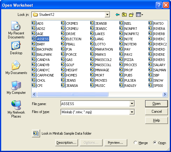 (Om inte fönstret öppnas med mappen Sample Data i fältet Look in: så hittar ni denna mapp under enhet C:\Program Files\Minitab 15\English) Öppna mappen student12 Välj