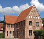 5 Stadthauptmannshof Stadthauptmannshof har varit ett centralt ställe i Möllns historia. 1359 blir Mölln pansättat till Lübeck av herttignar från Lauenburg.