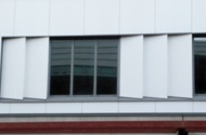 id 8166) Produkt: CEMENTMOOD Cembrit Pearl Arkitekt: Strategisk Arkitektur Entreprenör: Peab Sverige AB Byggår: 2013 Adress: Smedjegatan 2 Ort: Luleå Byggstart juni 2011 Byggkostnad 500 mkr