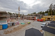 antal huskroppar 3st Antal våningar 10st Nybyggnad av flerbostadshus i Örebro Bovieran, Örebro Genomfärgade fasadskivor av fibercement Ca 900 m2 / ort.