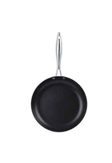 1 Scanpan - Gryta, kastrull & stekpanna SP-SET01 Set bestående av: Kastrull 1,3 l - Fusion 5 Gryta 3,7 l - Fusion 5 Stekpanna 28 cm i svep - CTX Nu: 1 599 kr Ord: 2 718 kr 2 Scanpan - Gryta, kastrull