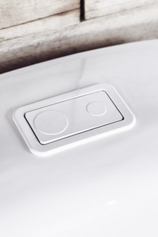 Ifö Spira Art saknar spolkant, av precis samma anledningar: det är hygieniskt och blir mer lättstädat. Rimfree som vi kallar det spolar minst lika bra, tro inget annat.
