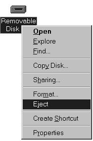 Koppla ur USB-kabeln (Windows ) Koppla ur USB-kabeln och stäng av videokameran innan minneskort sätts i eller tas ur eller datorn stängs av.