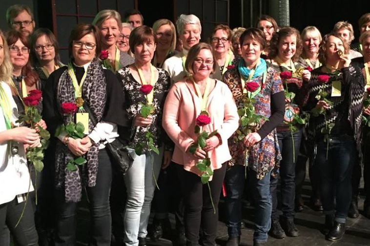 6 Längdskidor Tävling i längdskidåkning genomfördes på följande orter: Skövde Billingen 30 januari 40 Skövde