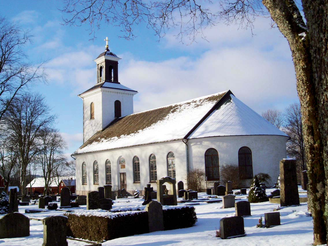 fakta om fristads församling Fristads församling har år 2011 ca 7018 medlemmar och vi har fem kyrkor. Fristads kyrka, Borgstena kyrka, Tärby kyrka, Tämta kyrka samt Vänga kyrka.