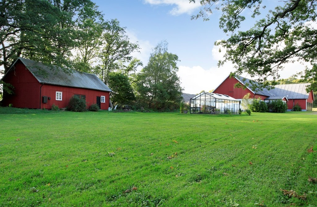 inredning borttagen så möjligheterna är goda för ny verksamhet.