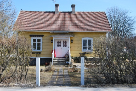 Det aktuella området gränsar till kulturhistoriskt värdefull bebyggelsemiljö av sådan karaktär som avses i 3 kap. 10 plan- och bygglagen.