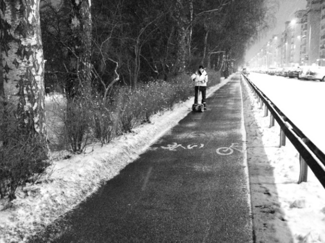 Norr Mälarstrand SOBO-mätningar görs i följande punkter (se Figur 45): M1: På sträckan med träd på ena sidan och ett vägräcke på den andra, vid en stor björk och skadad räckesstolpe.