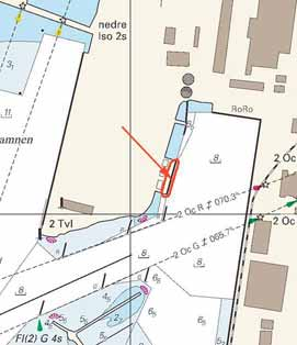 9 Nr 58 * 2431 (T) Sjökort/Chart: 924 Sverige. Kattegatt. Varberg. Gamla oljekajen raserad. Bojar utlagda. Den f.d. oljekajen i Varbergs inre hamn har rasat så att den delvis ej är synlig över vattenytan.