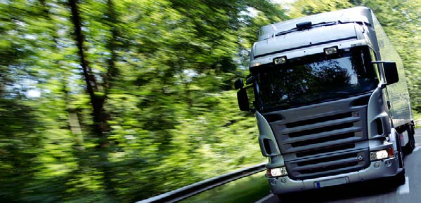 Haldex delårsrapport för perioden januari juni 2016 Haldex aktie april - juni 2016 SEK Omsatt aktier Tusentals 120 3500 Kursutveckling Börskurs (30 jun) Börsvärde (30 jun) 12% 80,25 SEK 3 548 MSEK