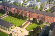 se Bland de 89 lägenheterna i Brf Granngården finns allt från 1:or på 46 kvadrat till våningar på 136 kvadrat. Vissa har balkong, andra terrass.