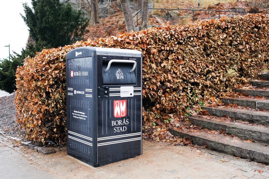Trygghetsbelysning 10 belysningsprojekt har utförts under. 2 objekt i Stadsparken, 3 lekplatser, 2 gångstråk i Asklanda och Stationsparken i Fristad har fått förbättrad belysning.