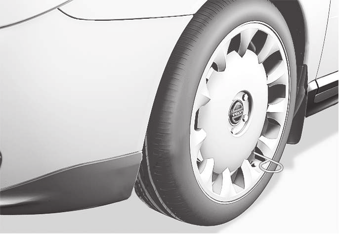 09 Hjul och däck 4. Bilar med stålfälgar har löstagbara hjulsidor. Använd demonteringsverktyget för att kroka i och dra bort eventuell heltäckande hjulsida.