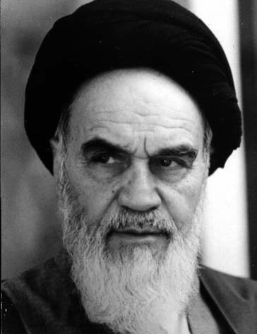 babylon19.1-2012:babylon5 19.05.12 14.03 Page 53 Storayatollaen Abu al-qasim al-khoi (1899 1992) motsatte sig Khomeinis doktrin om den rättslärdes styre.