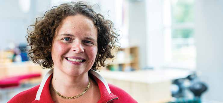 JEANETTE HOLM LÄRARE SÖDERTÄLJE Arbetet med Berättarministeriet har verkligen varit ett avstamp in i framtiden för de här barnen Berättarministeriet är en tillgång i allt vårt arbete!
