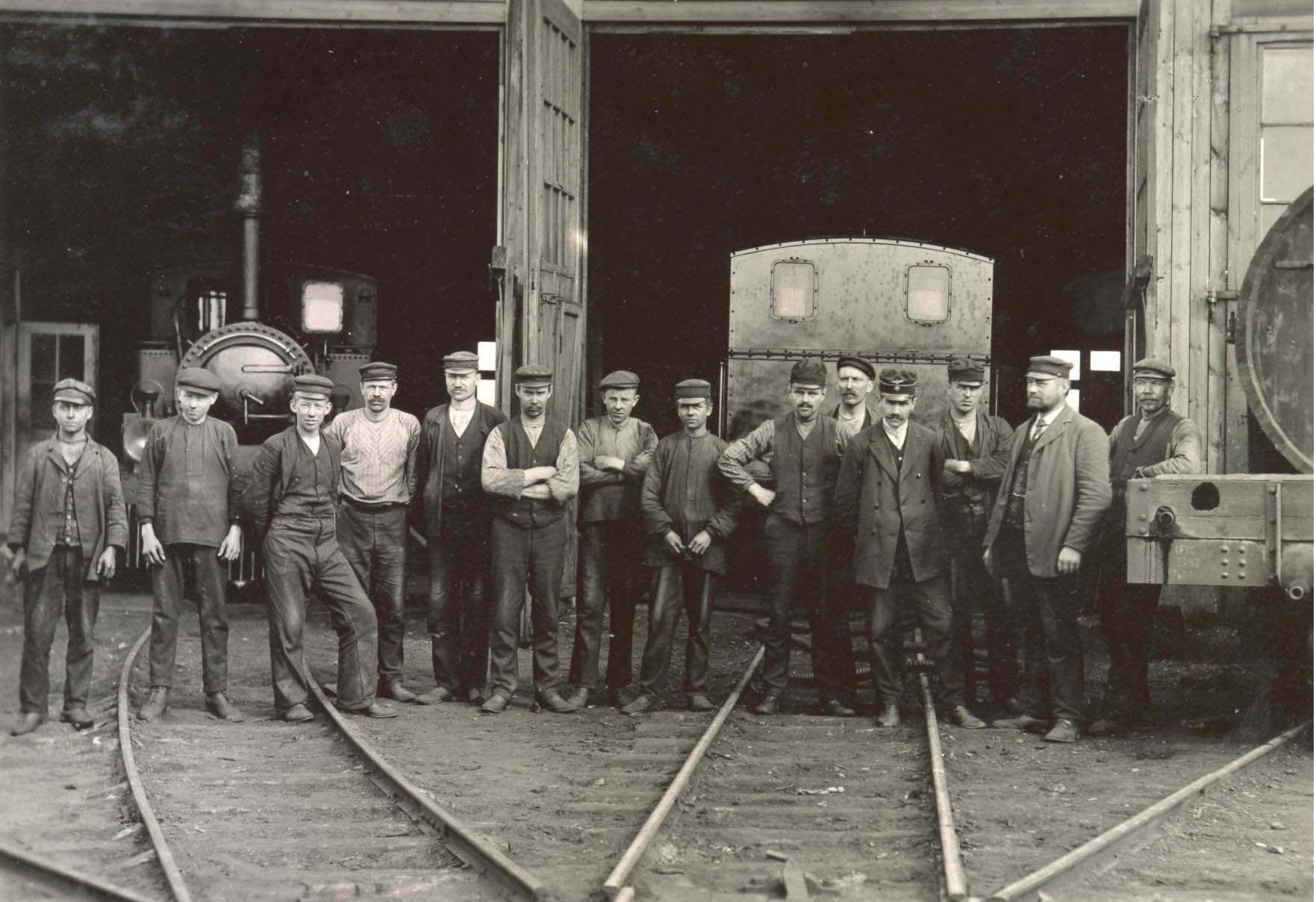 Järnvägsarbetare vid