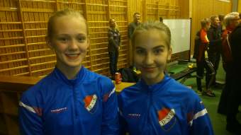 TÄVLA / INOMHUS 2015/16 / SCANDIC INDOOR, HUDDINGE 15/1 2016 Scandic Indoor, Huddinge 15/1 2016 2016-01-16 11:55 Klubbrekord och/eller pallplats för alla! Bilden ovan.
