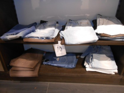 17 par jeans Antony Morato 0352-010