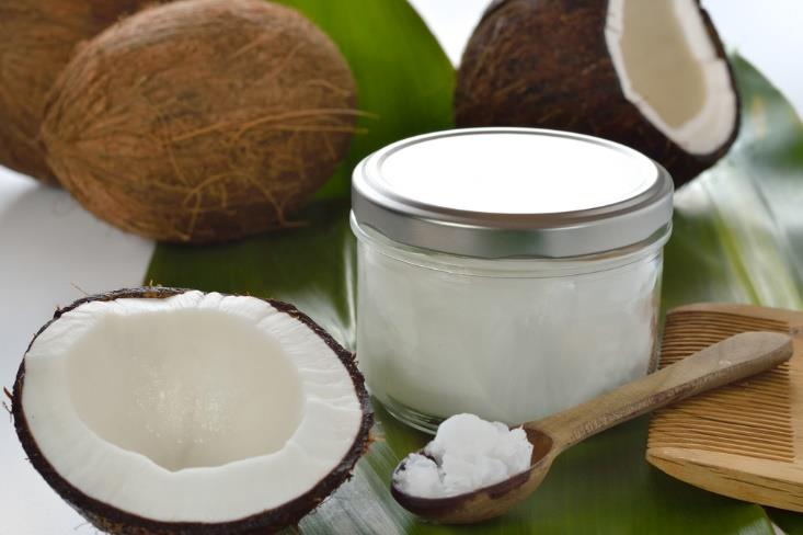 8. Kokosolja / kaprylsyra Kokosolja är en av de nyttigaste oljorna som finns.